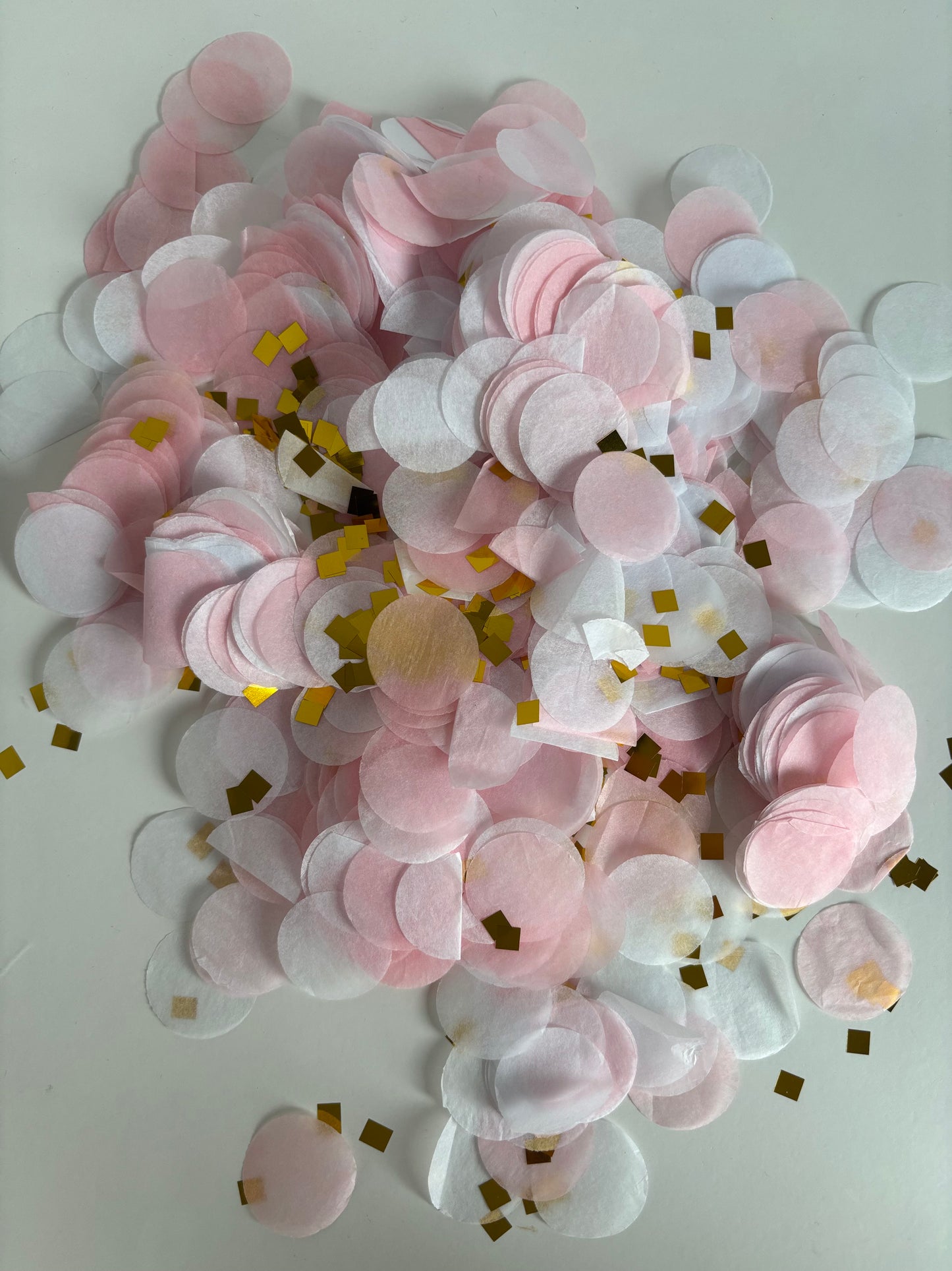 Pétales et confettis